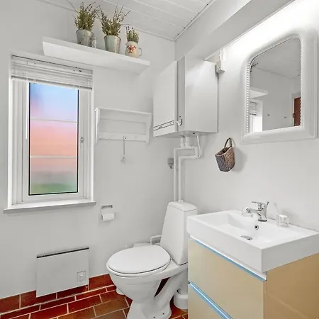 Smeralda - 200m From The Sea By Interhome