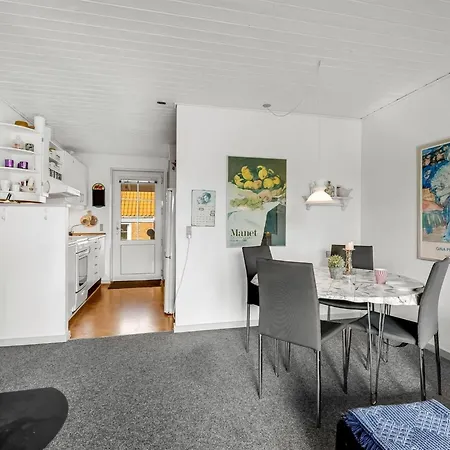 Smeralda - 200m From The Sea By Interhome Apartament *